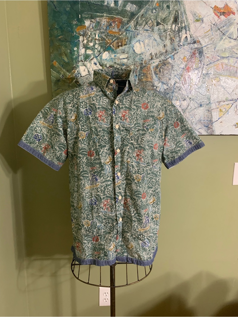 Serge Blanco button up shirt in size M.